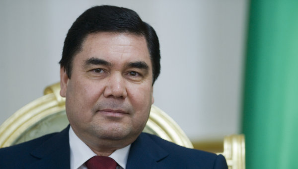 Turkmen president reprimands some ministers